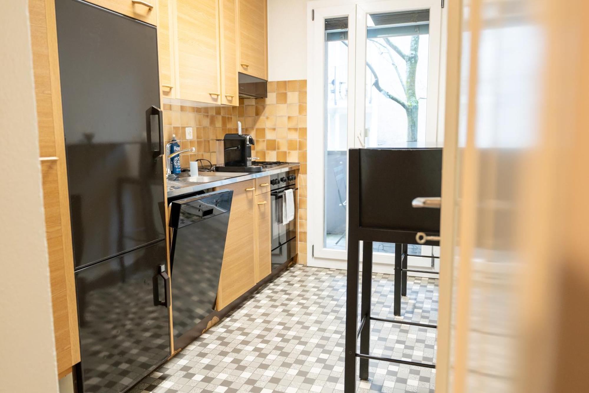 Gemuetliche Grosse Wohnung Naehe Uni Bâle Extérieur photo