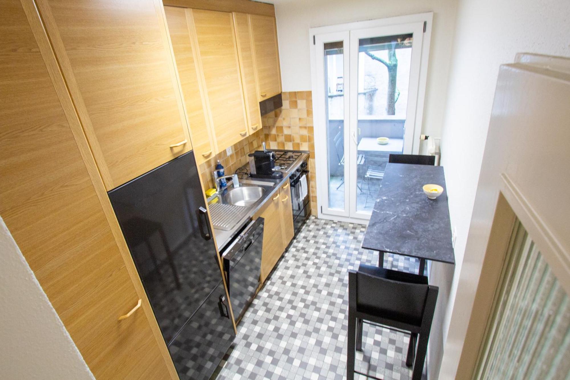 Gemuetliche Grosse Wohnung Naehe Uni Bâle Extérieur photo